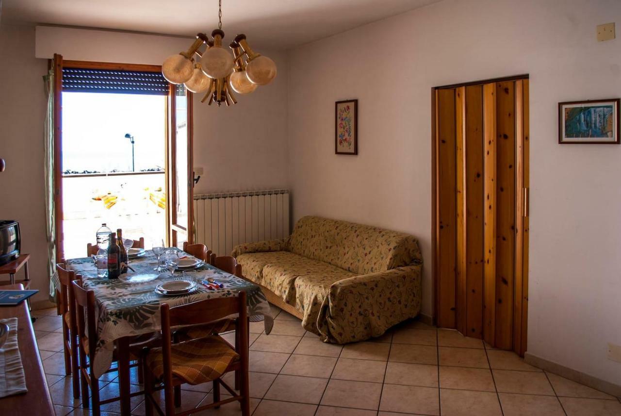 Appartamento Di Antonio Fronte Mare Montesilvano Marina Eksteriør billede